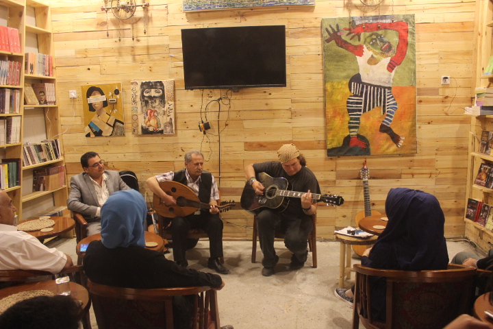 موسيقى الغرب و الشرق تلتقي في موجة سنتر