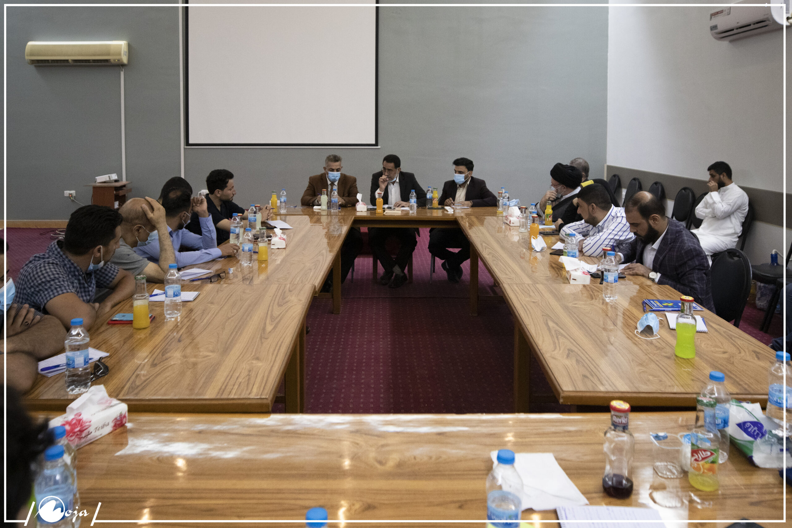 جلسة مع المفوضية العليا للانتخابات