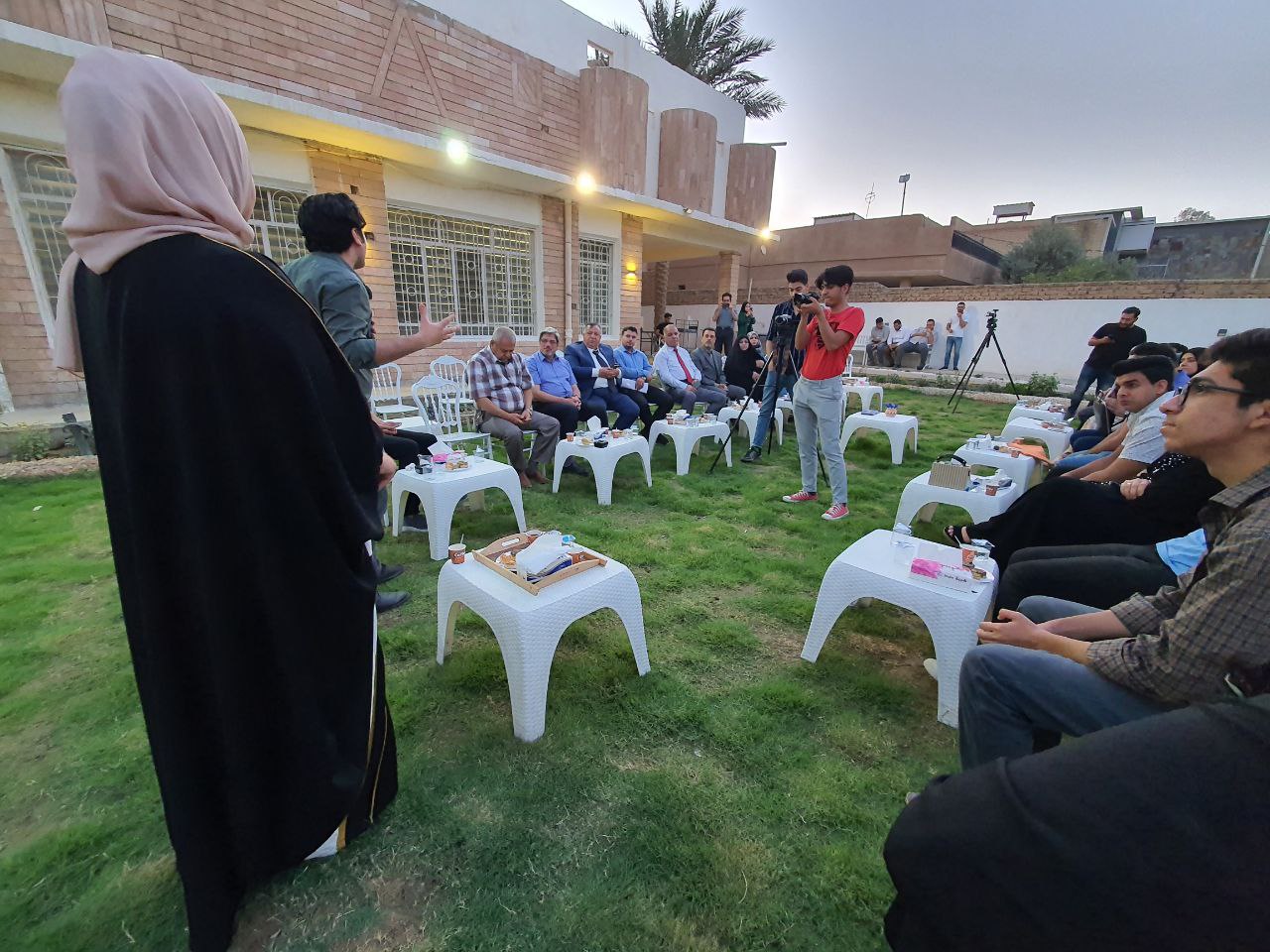 جلسة صراع الأجيال