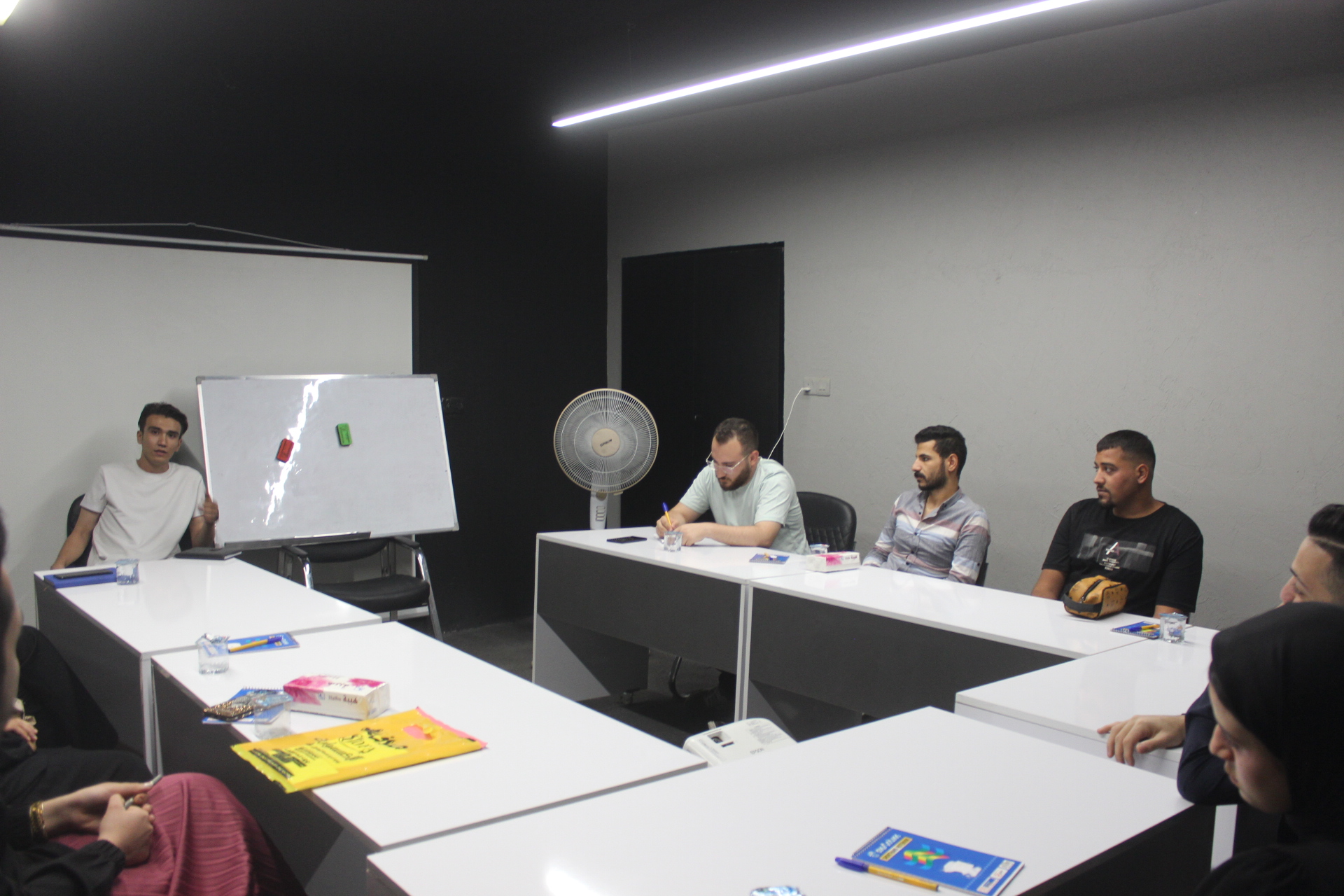 ورشة حول فن الحوار وأساسيات النقاش